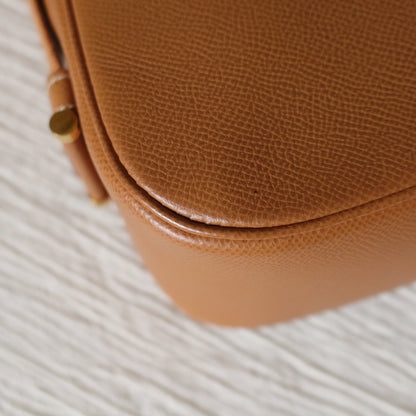 Hermès Vintage '90s Brown Courchevel Leather Tsako Shoulder Bag