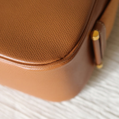 Hermès Vintage '90s Brown Courchevel Leather Tsako Shoulder Bag