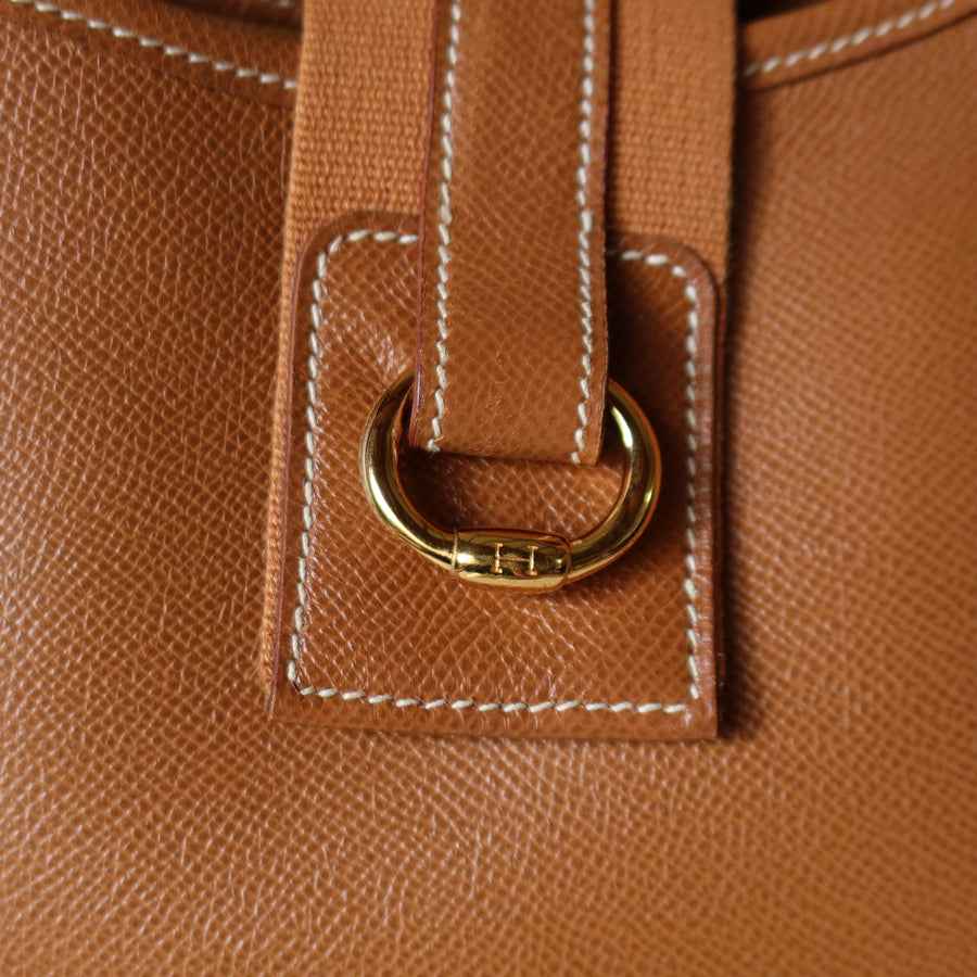 Hermès Vintage '90s Brown Courchevel Leather Tsako Shoulder Bag