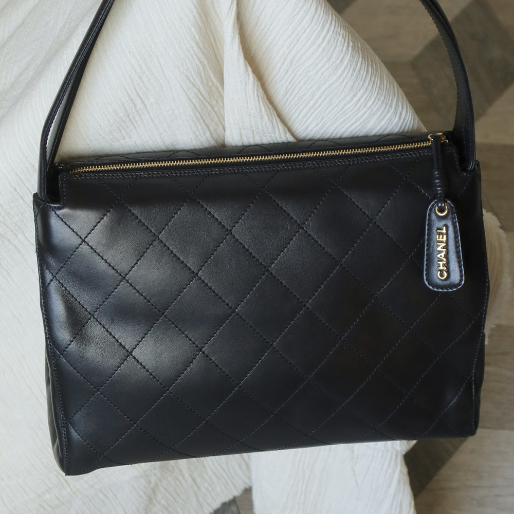 Rare Chanel Vintage Classic Black Calfskin Diamond Stitched CC Charm Shoulder Bag