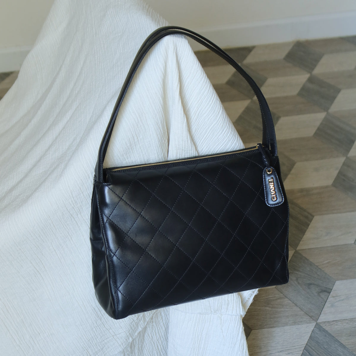 Rare Chanel Vintage Classic Black Calfskin Diamond Stitched CC Charm Shoulder Bag