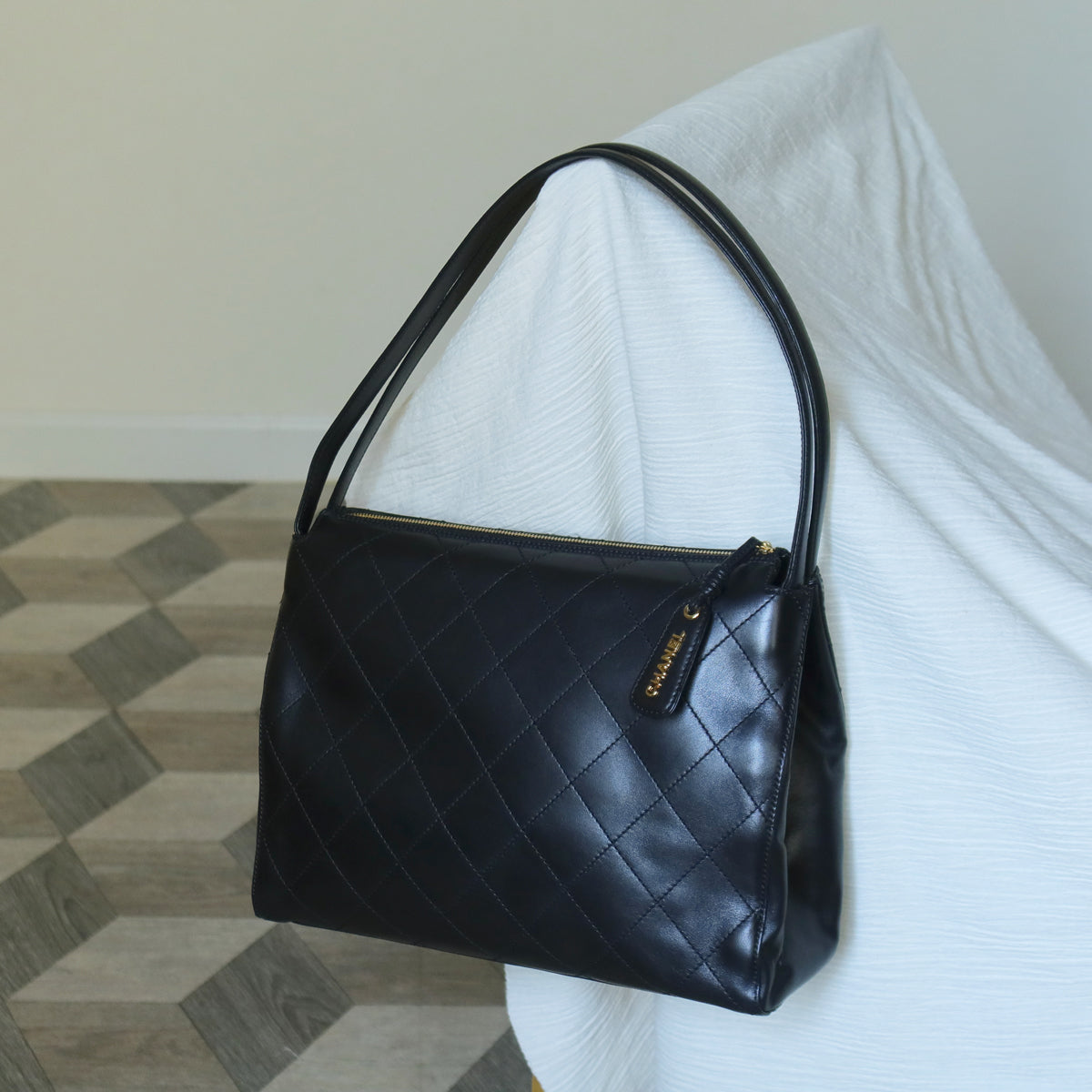 Rare Chanel Vintage Classic Black Calfskin Diamond Stitched CC Charm Shoulder Bag