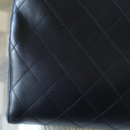 Rare Chanel Vintage Classic Black Calfskin Diamond Stitched CC Charm Shoulder Bag