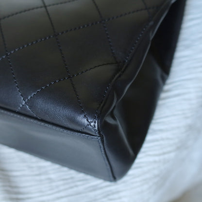 Rare Chanel Vintage Classic Black Calfskin Diamond Stitched CC Charm Shoulder Bag