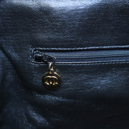 Rare Chanel Vintage Classic Black Calfskin Diamond Stitched CC Charm Shoulder Bag