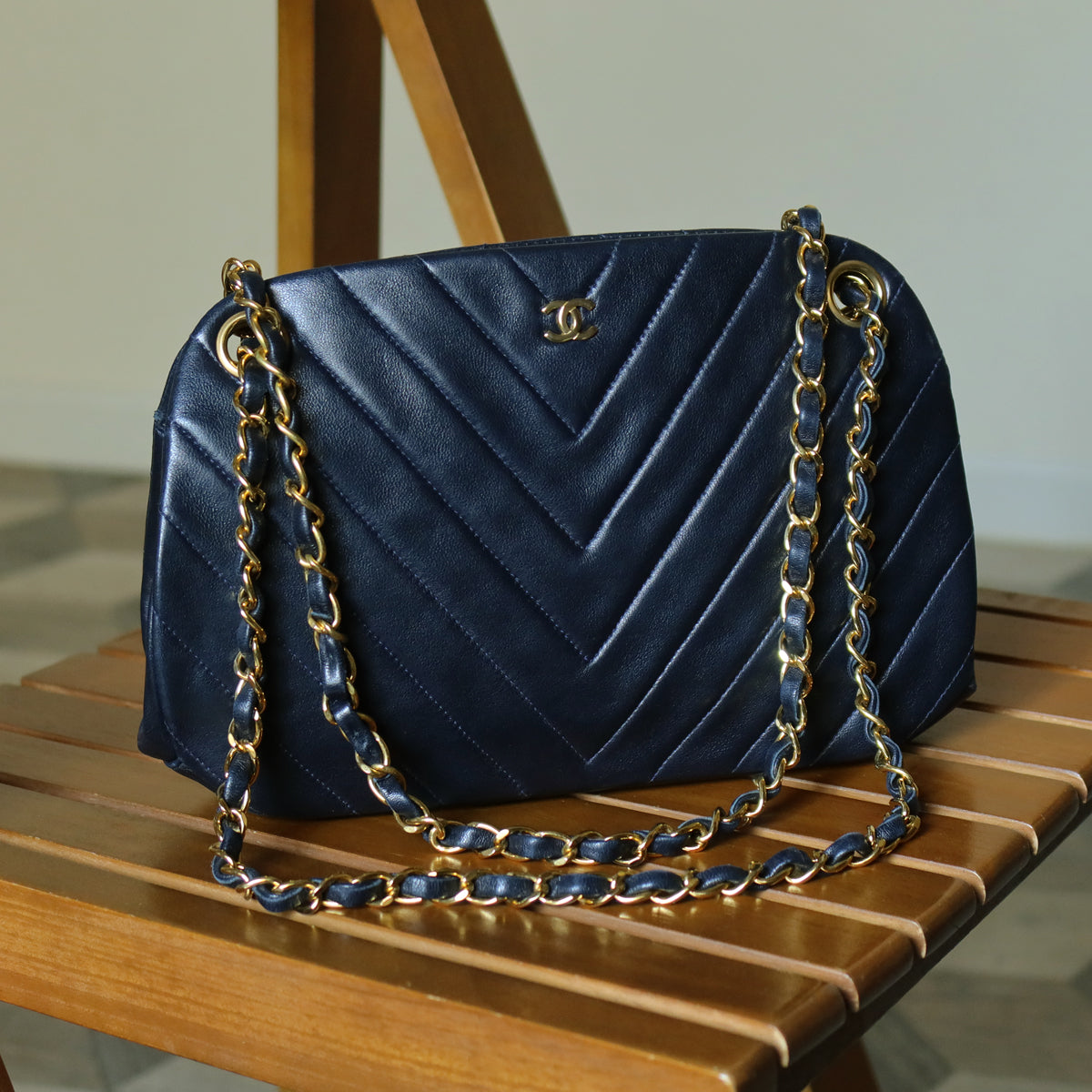 Chanel Vintage Dark Navy Lambskin Classic Chevron Quilted Kiss Lock 2way Bag