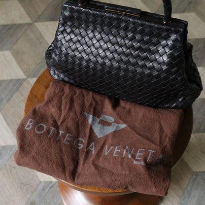 Bottega Veneta Vintage Black Leatherr Intrecciato Kiss Lock Top Handle Bag