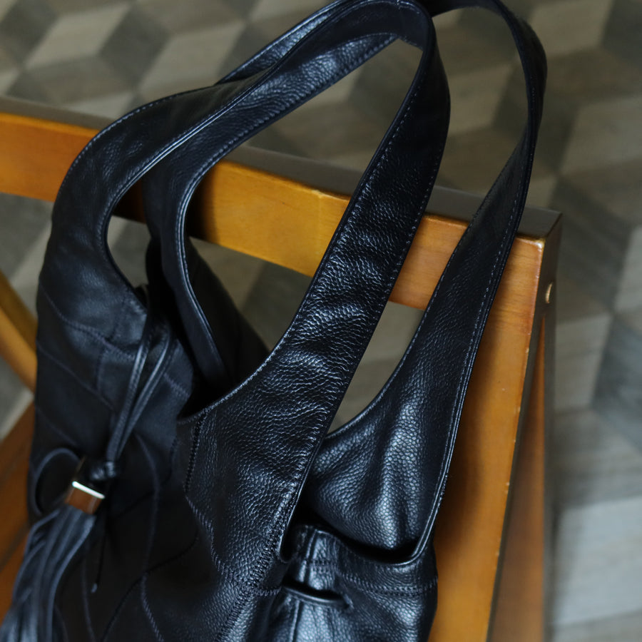Chanel Vintage Black Chocolate Bar Stitching Calf leather CC Tassel Hobo Tote Bag