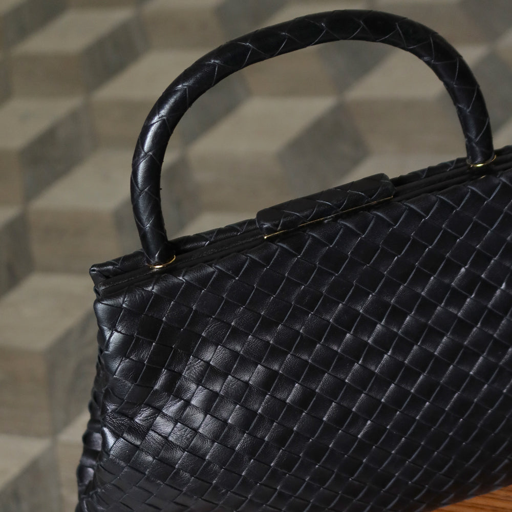 Bottega Veneta Vintage Black Leatherr Intrecciato Kiss Lock Top Handle Bag