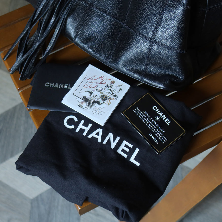 Chanel Vintage Black Chocolate Bar Stitching Calf leather CC Tassel Hobo Tote Bag