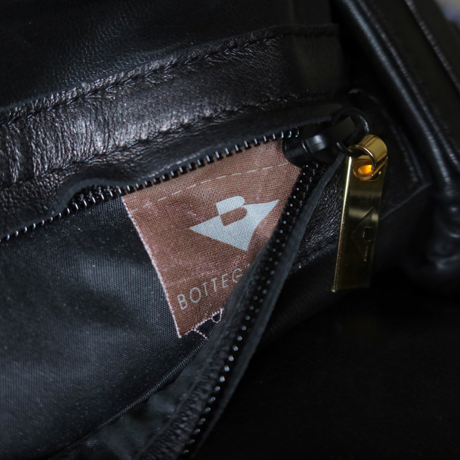 Bottega Veneta Vintage Black Leather Intrecciato Kiss Lock Top Handle Bag