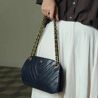 Chanel Vintage Dark Navy Lambskin Classic Chevron Quilted Kiss Lock 2way Bag