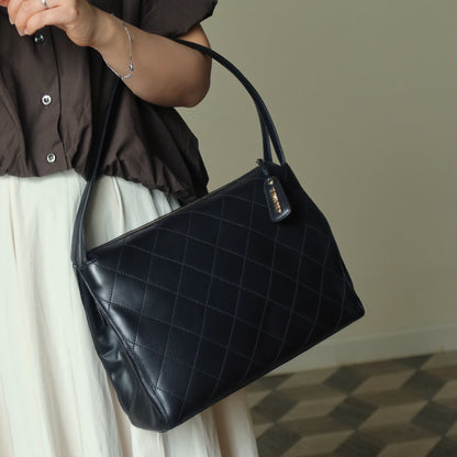 Rare Chanel Vintage Classic Black Calfskin Diamond Stitched CC Charm Shoulder Bag