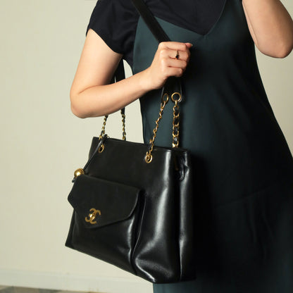 Chanel Vintage Black Lambskin CC Turn lock Pocket CC charm Large Shoulder Bag