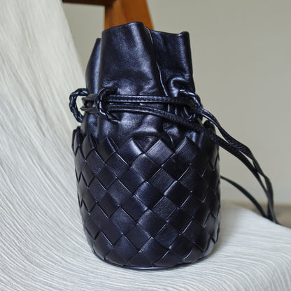 Rare Bottega Veneta Vintage Intrecciato Weave Oval Bucket Crossbody Sling Bag