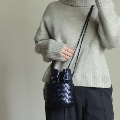 Rare Bottega Veneta Vintage Intrecciato Weave Oval Bucket Crossbody Sling Bag