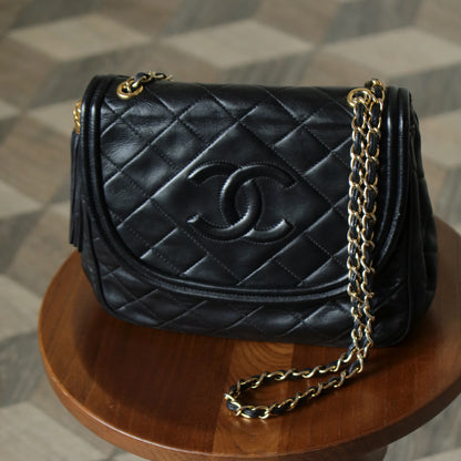 Vintage Chanel Black Lambskin Matelasse CC mark Tassel charm Classic Flap Bag