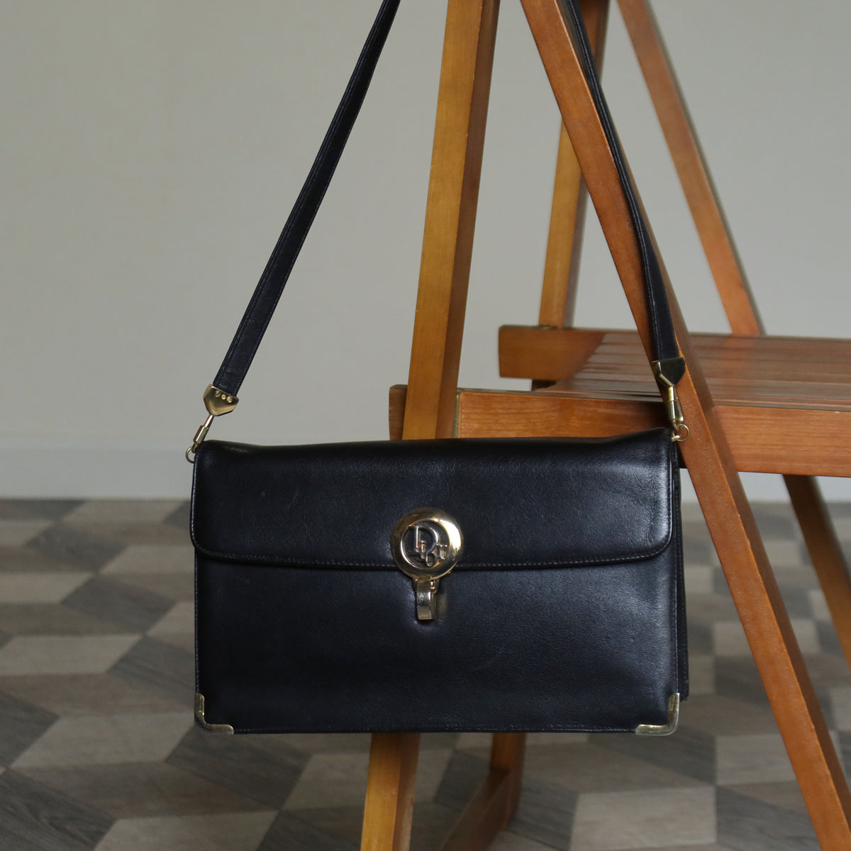 Christian Dior Vintage Black Calfskin Turn Lock 2way Clutch Shoulder Bag