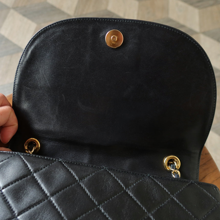 Vintage Chanel Black Lambskin Matelasse CC mark Tassel charm Classic Flap Bag