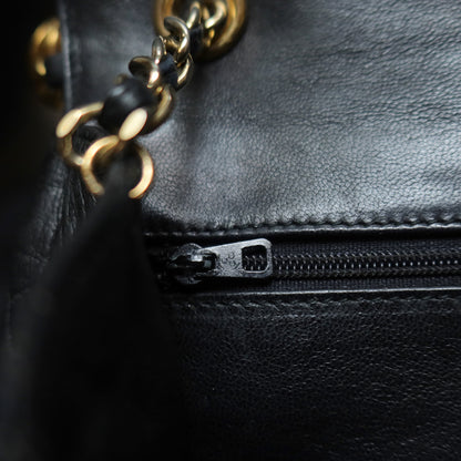 Vintage Chanel Black Lambskin Matelasse CC mark Tassel charm Classic Flap Bag