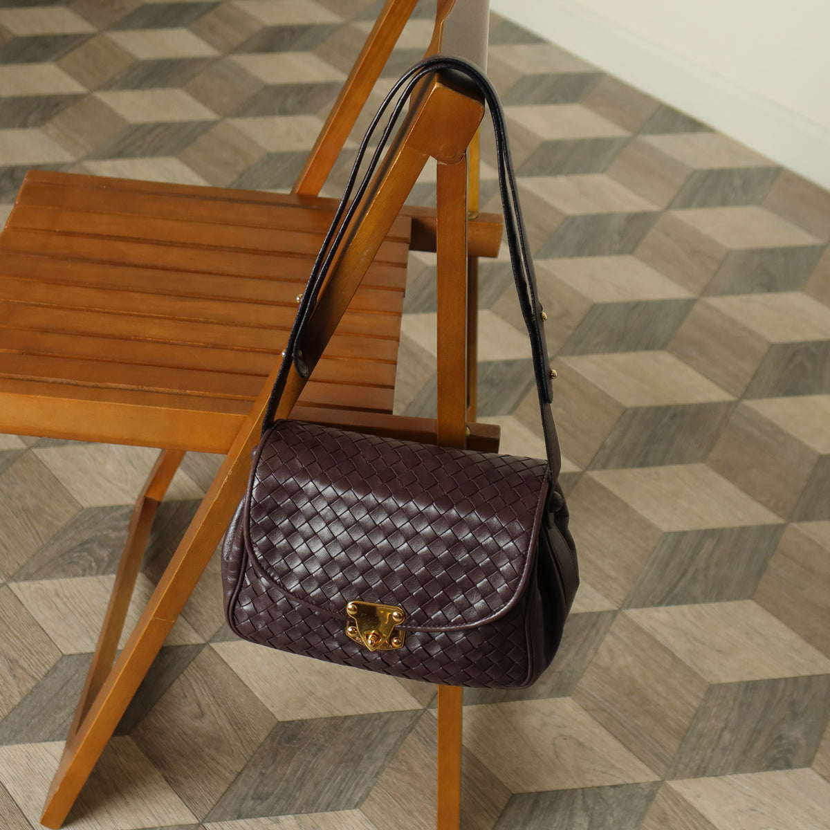 Bottega Veneta Vintage Dark Brown Intrecciato Turn lock 2way Crossbody Shoulder Bag