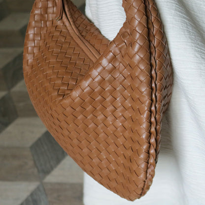 Bottega Veneta Vintage Caramel Brown Intrecciato Weave Veneta Hobo Shoulder Bag