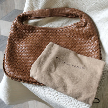Bottega Veneta Vintage Caramel Brown Intrecciato Weave Veneta Hobo Shoulder Bag