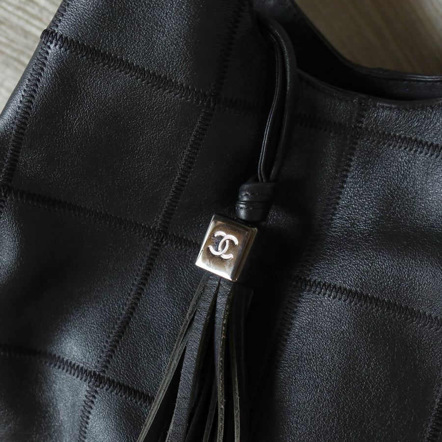 Chanel Vintage Black Square Stitching CC Tassel Hobo Tote Bag S