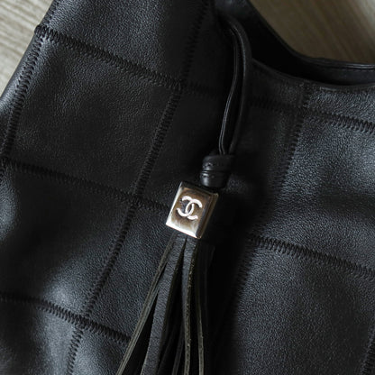 Chanel Vintage Black Square Stitching CC Tassel Hobo Tote Bag S
