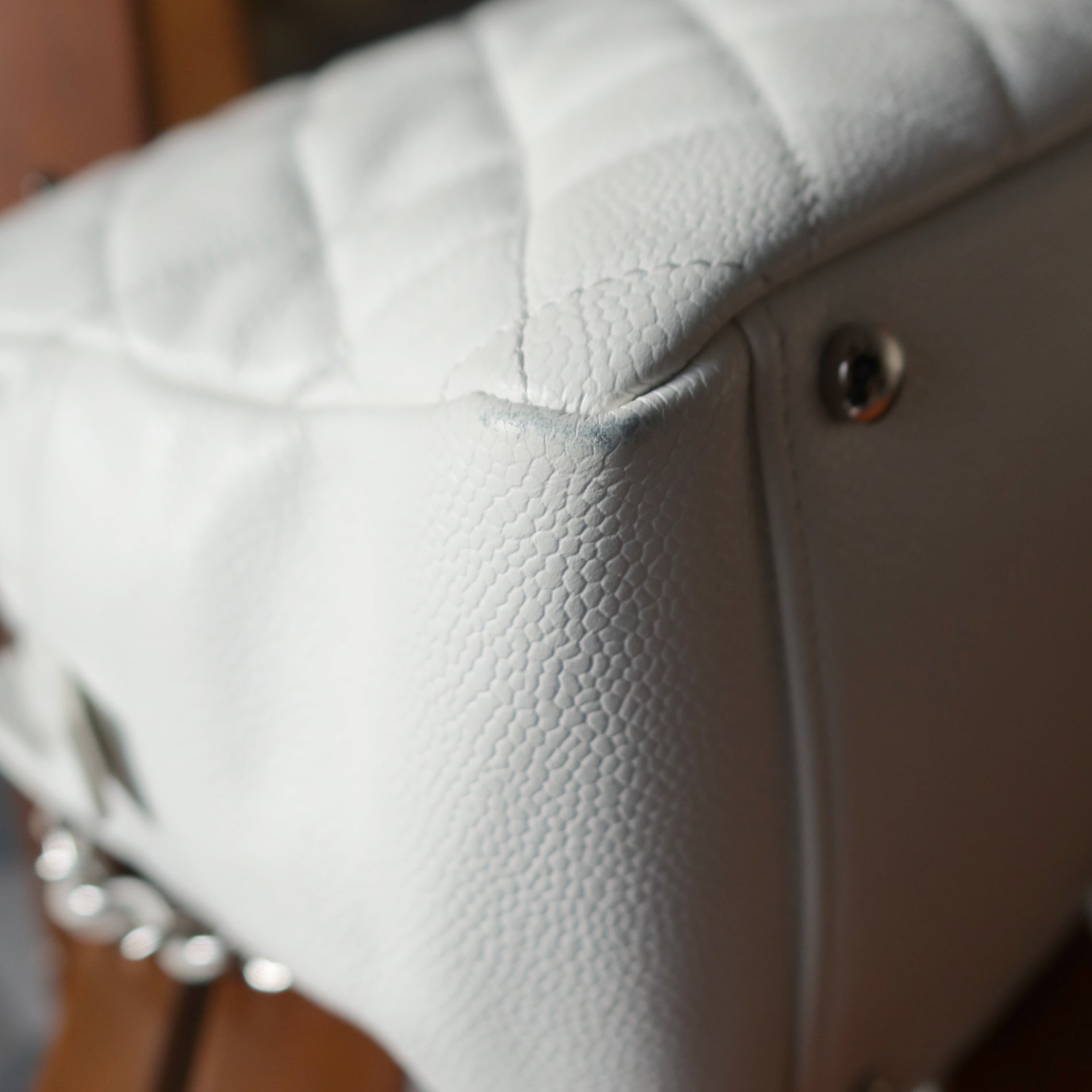 Chanel Vintage White Caviar Leather Matelasse CC mark Shoulder Bag