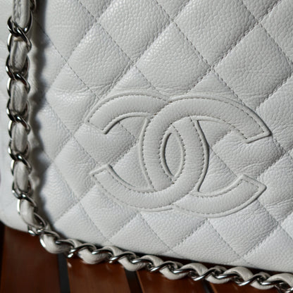 Chanel Vintage White Caviar Leather Matelasse CC mark Shoulder Bag