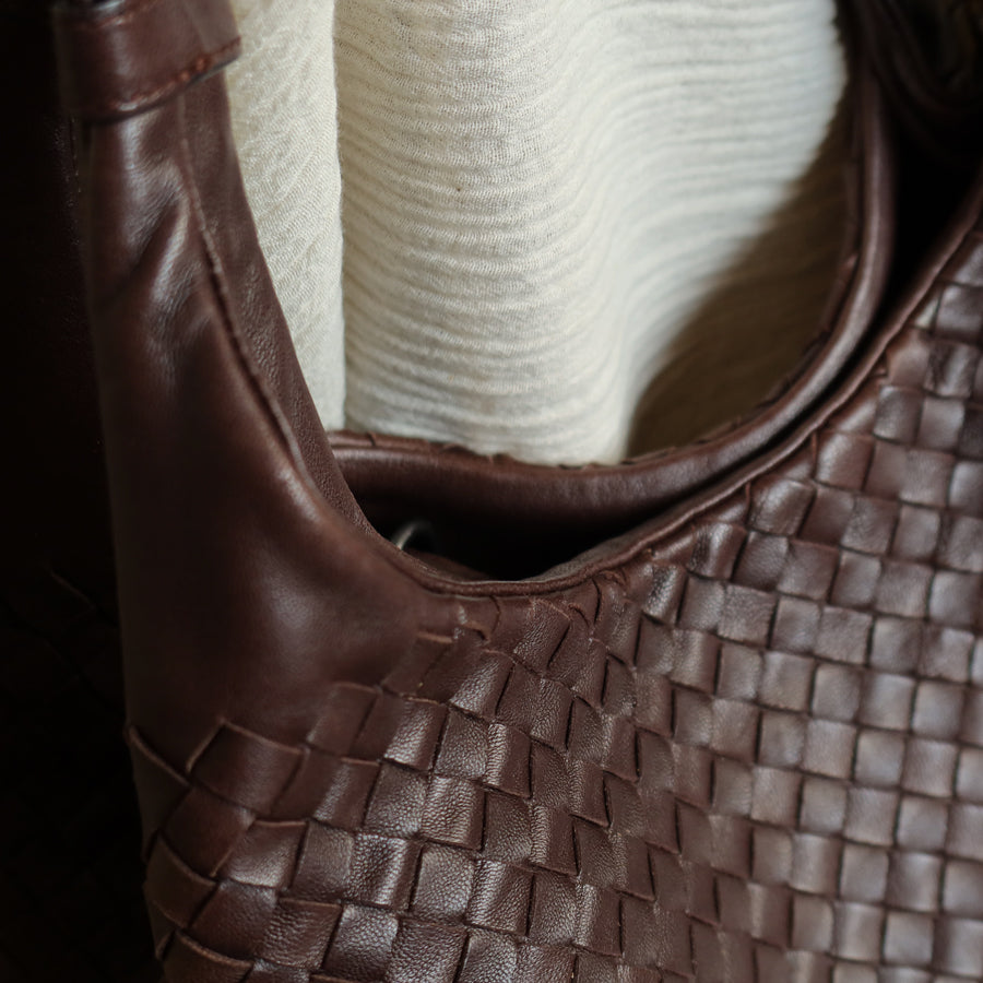 Bottega Veneta Vintage Dark Brown Medium Intrecciato Hobo Shoulder Bag [3]