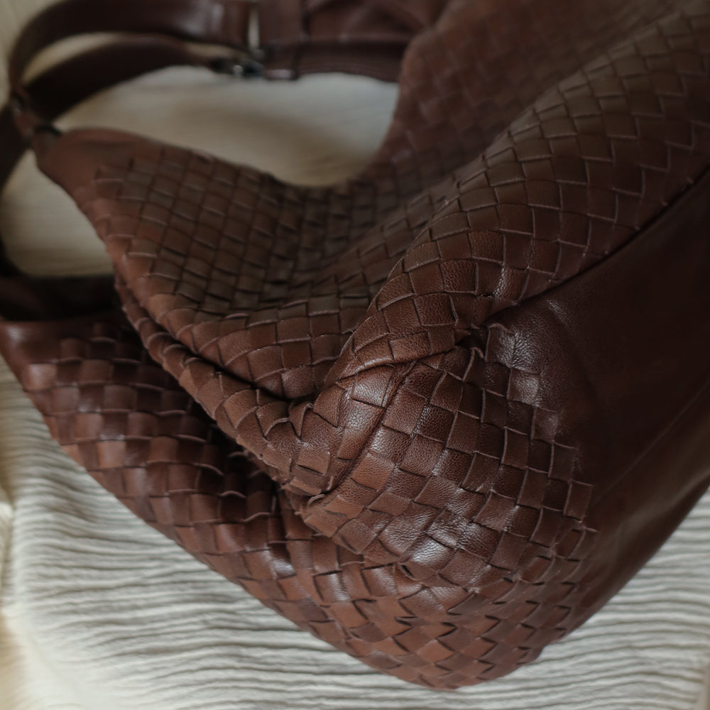 Bottega Veneta Vintage Dark Brown Medium Intrecciato Hobo Shoulder Bag [3]