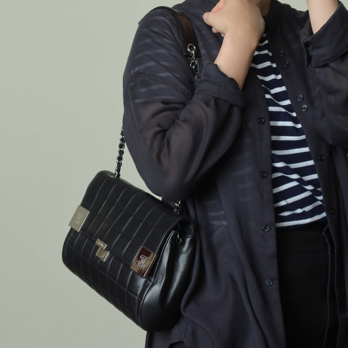 Chanel Vintage Black Lambskin Chocolate Bar Quilted Coco mark Shoulder Flap Bag