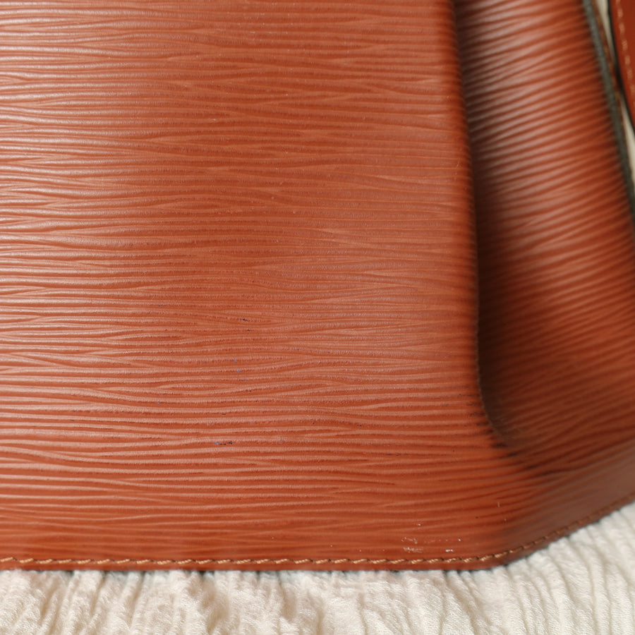 Louis Vuitton Vintage Cogac Brown Epi Leather Belt Strap Shoulder Bag