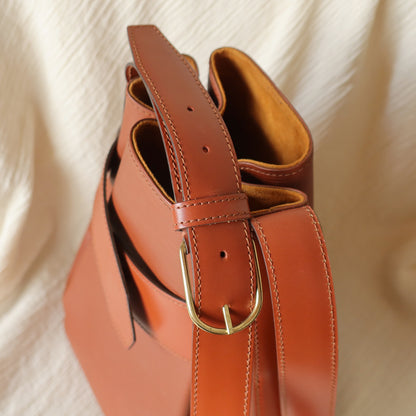 Louis Vuitton Vintage Cogac Brown Epi Leather Belt Strap Shoulder Bag