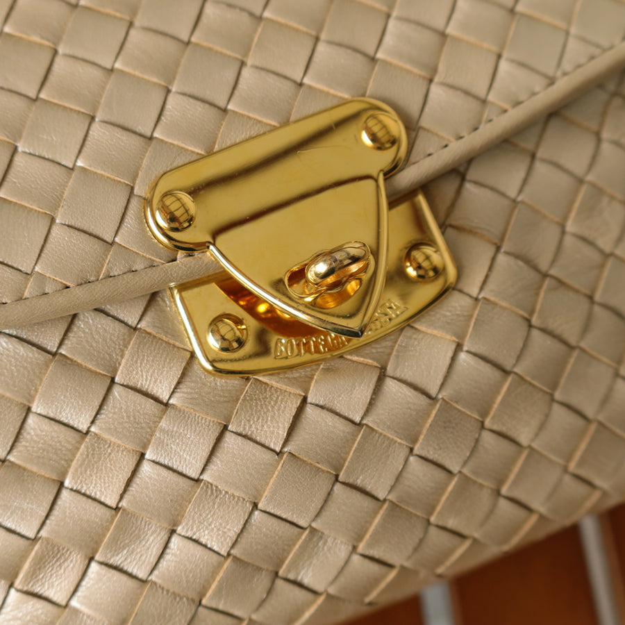 Vintage Bottega Veneta Shimmer Ivory Intrecciato Weave Top Handle Bag
