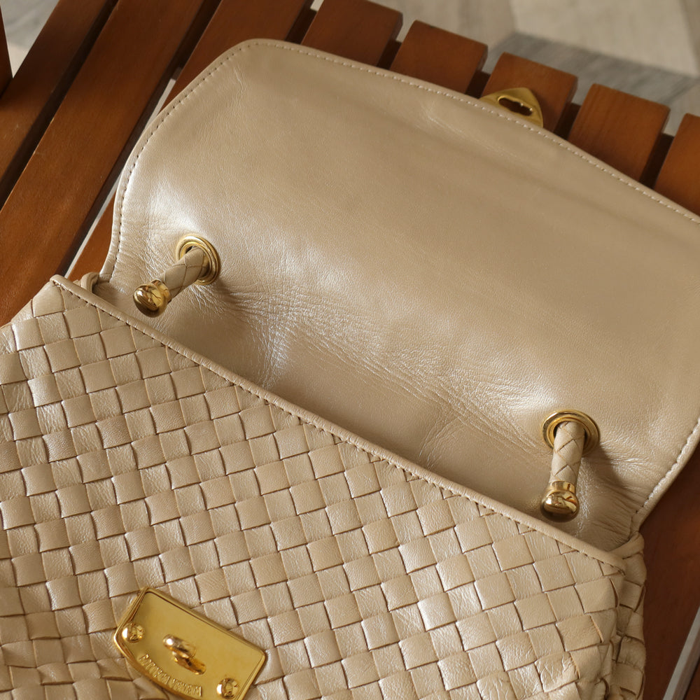 Vintage Bottega Veneta Shimmer Ivory Intrecciato Weave Top Handle Bag