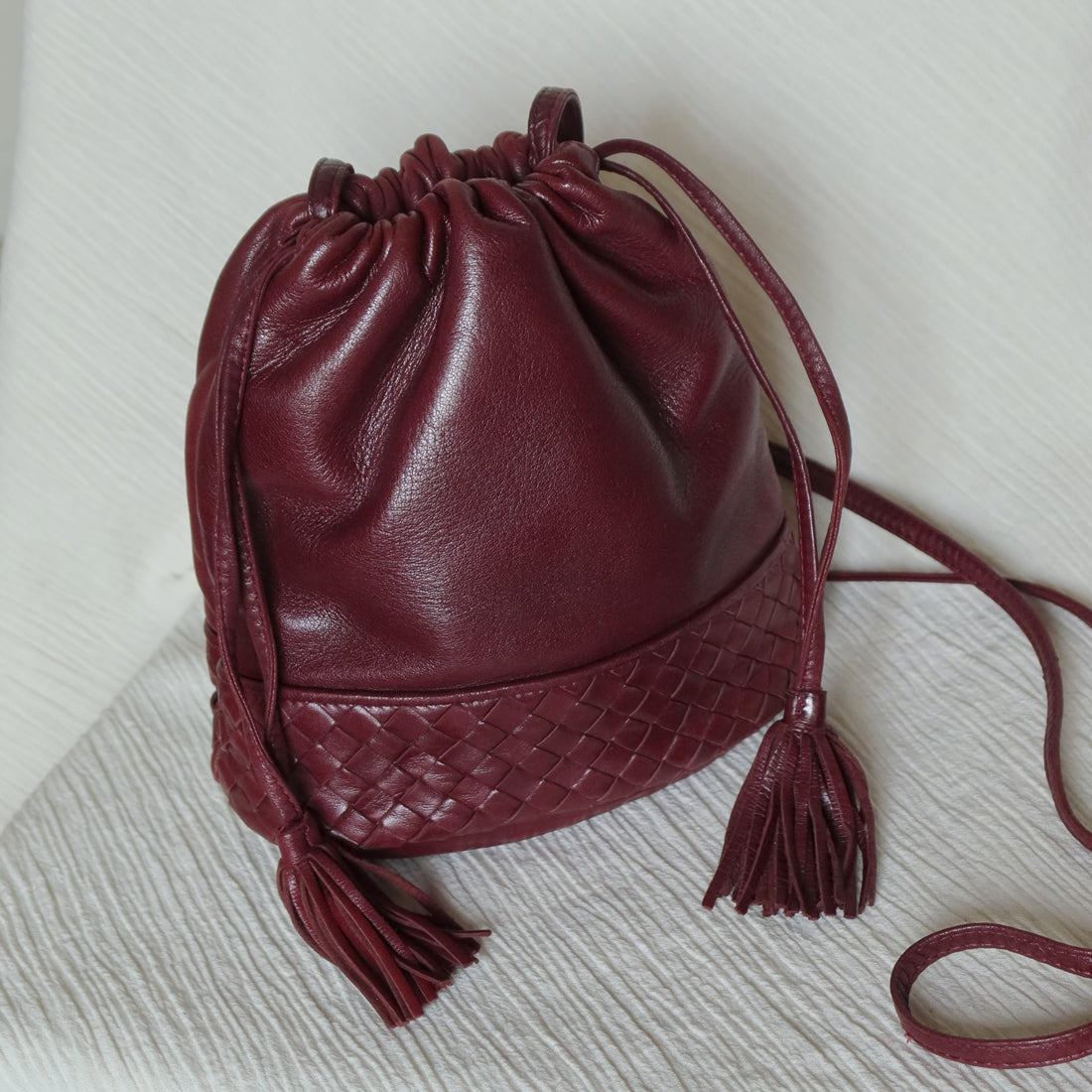 Bottega Veneta Vintage Maroon Intrecciato Weave Leather Draw String Bucket Bag
