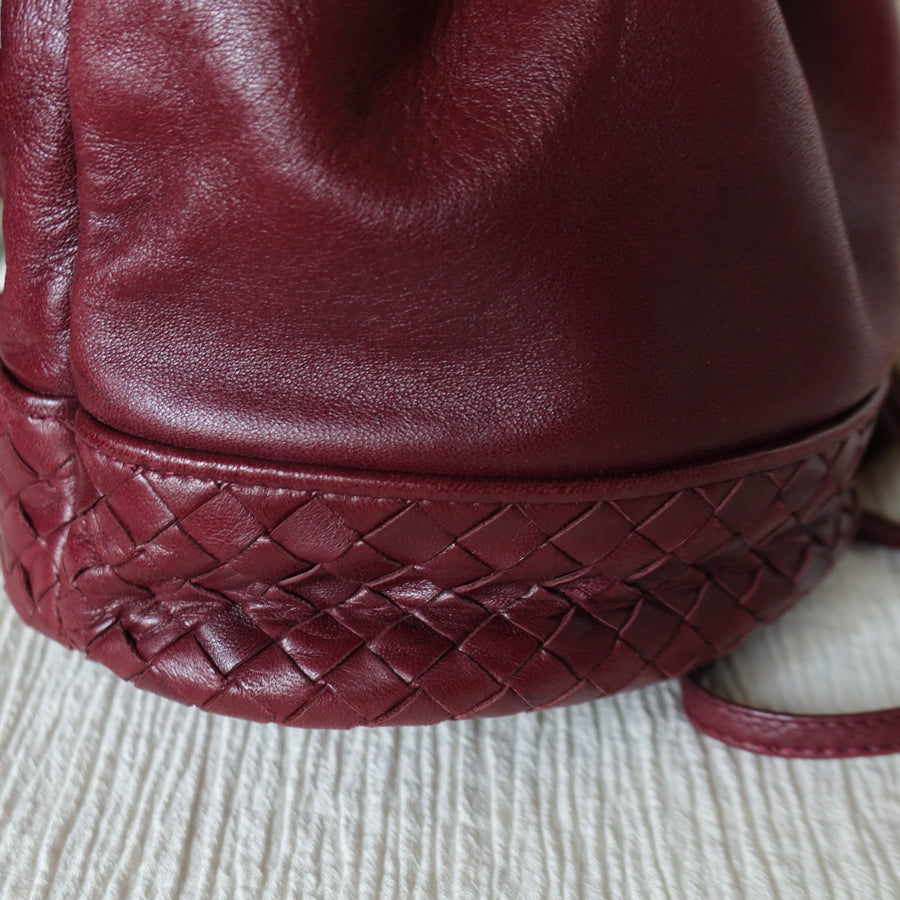 Bottega Veneta Vintage Maroon Intrecciato Weave Leather Draw String Bucket Bag