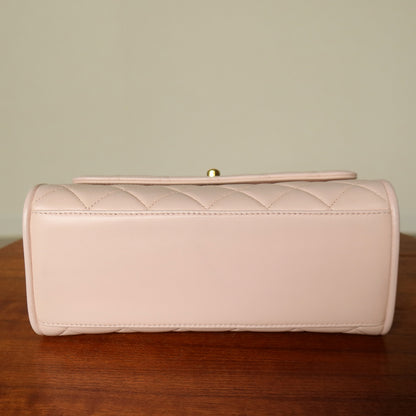 Rare Vintage Chanel Matelassé Pink Lambskin Leather CC Turn lock Top Handle Flap Bag