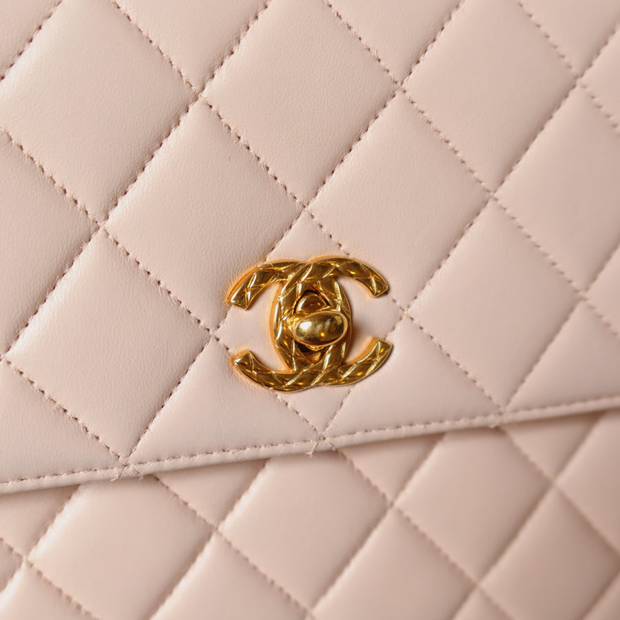 Rare Vintage Chanel Matelassé Pink Lambskin Leather CC Turn lock Top Handle Flap Bag