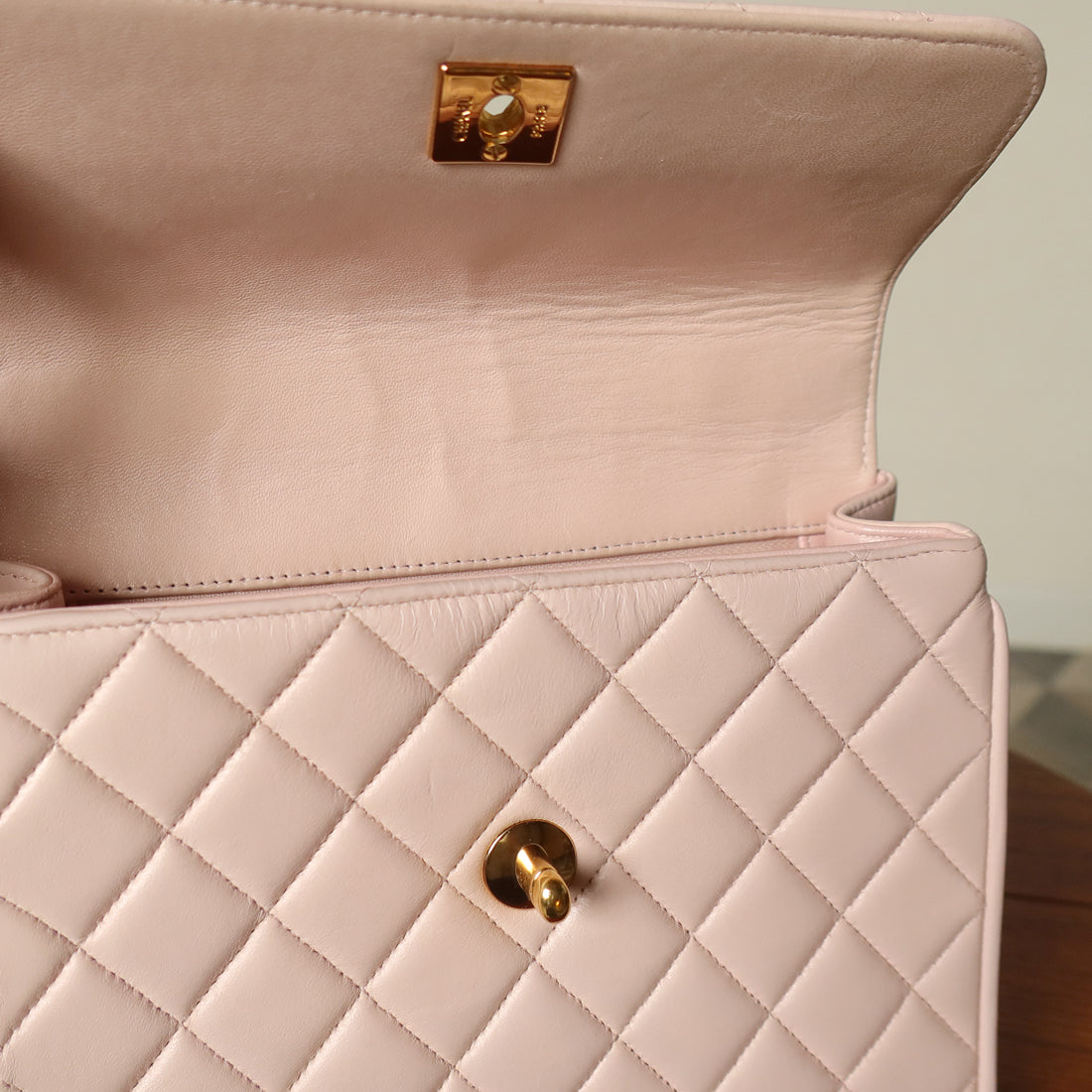 Rare Vintage Chanel Matelassé Pink Lambskin Leather CC Turn lock Top Handle Flap Bag