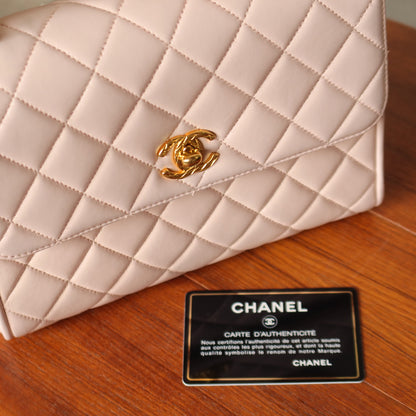 Rare Vintage Chanel Matelassé Pink Lambskin Leather CC Turn lock Top Handle Flap Bag