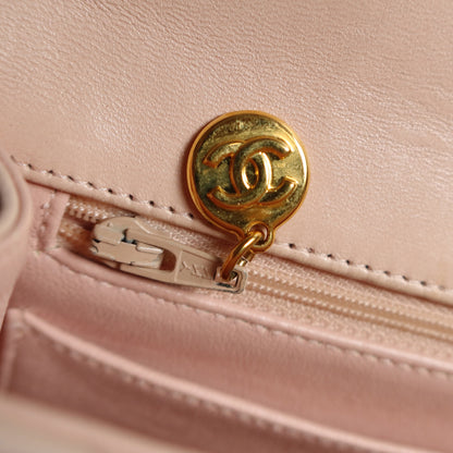 Rare Vintage Chanel Matelassé Pink Lambskin Leather CC Turn lock Top Handle Flap Bag