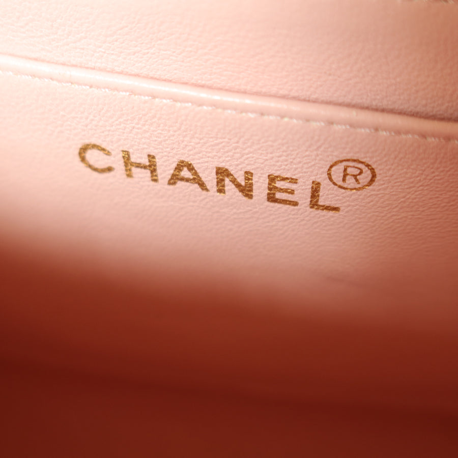 Rare Vintage Chanel Matelassé Pink Lambskin Leather CC Turn lock Top Handle Flap Bag