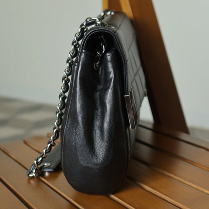 Chanel Vintage Black Lambskin Chocolate Bar Quilted Coco mark Shoulder Flap Bag