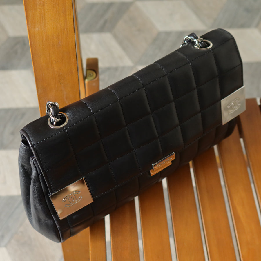 Chanel Vintage Black Lambskin Chocolate Bar Quilted Coco mark Shoulder Flap Bag