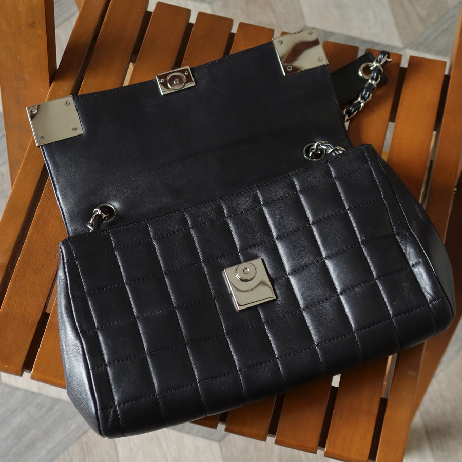 Chanel Vintage Black Lambskin Chocolate Bar Quilted Coco mark Shoulder Flap Bag