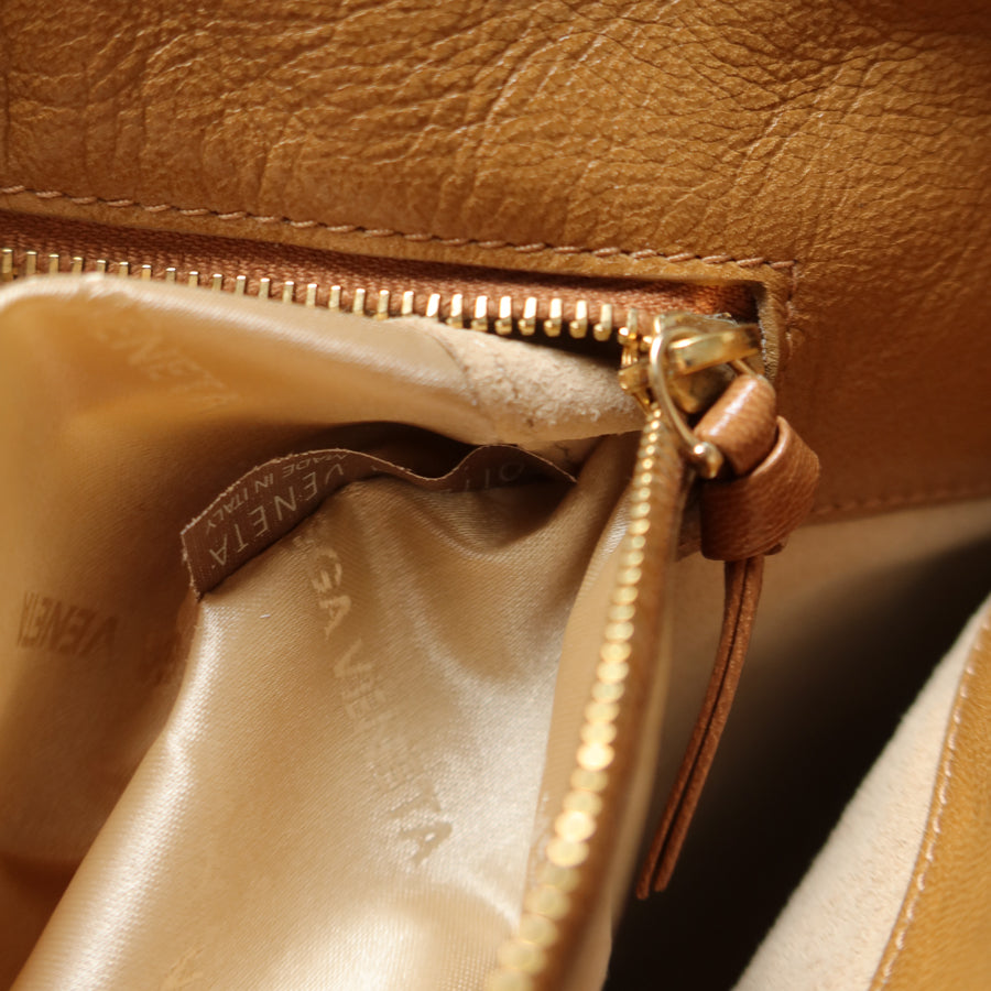Bottega Veneta Vintage Light Brown Braided Knot Handle Shoulder Bag